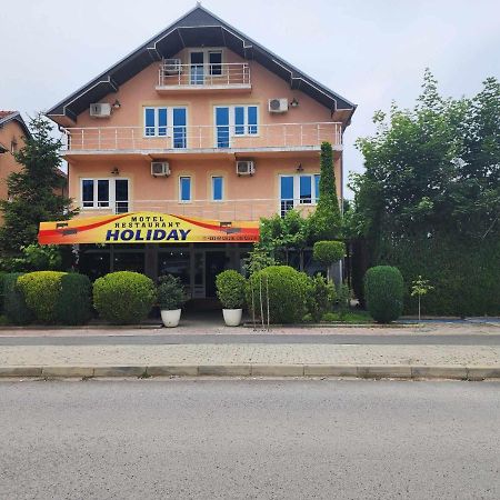 Holiday Ferizaj Bagian luar foto
