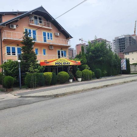 Holiday Ferizaj Bagian luar foto
