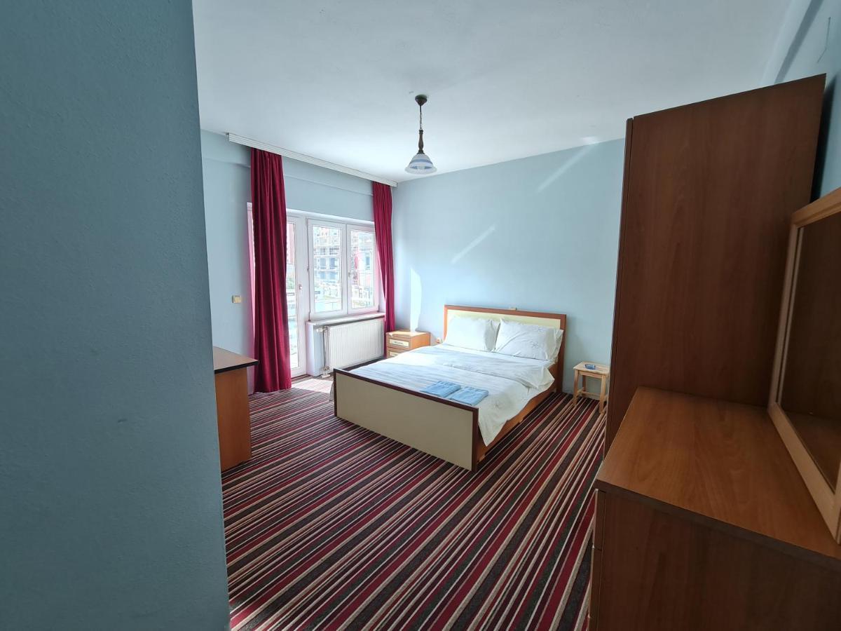 Holiday Ferizaj Bagian luar foto