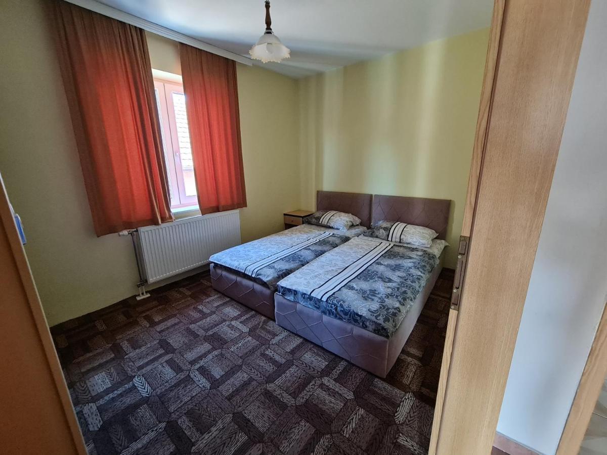 Holiday Ferizaj Bagian luar foto