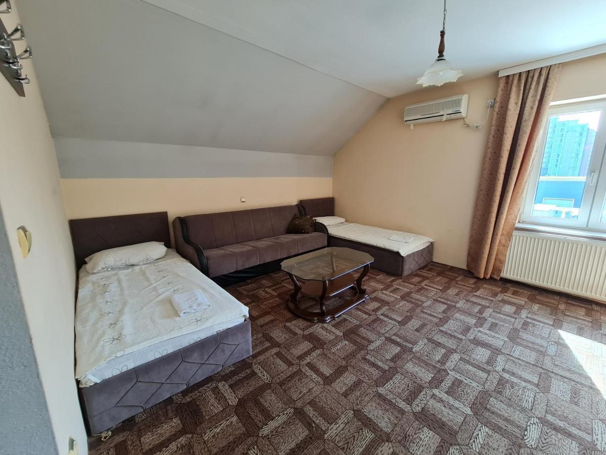 Holiday Ferizaj Bagian luar foto