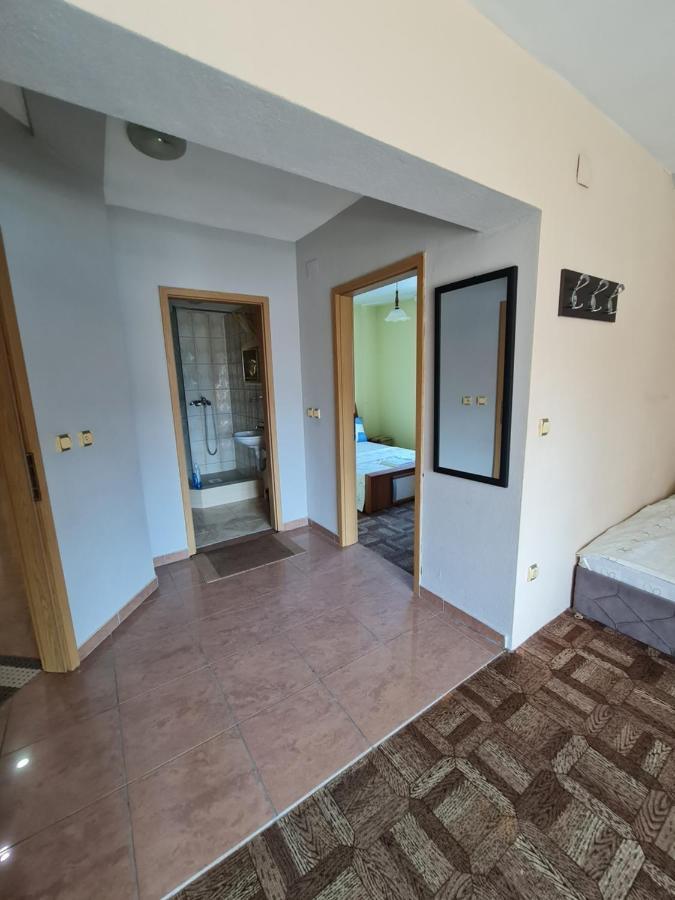 Holiday Ferizaj Bagian luar foto